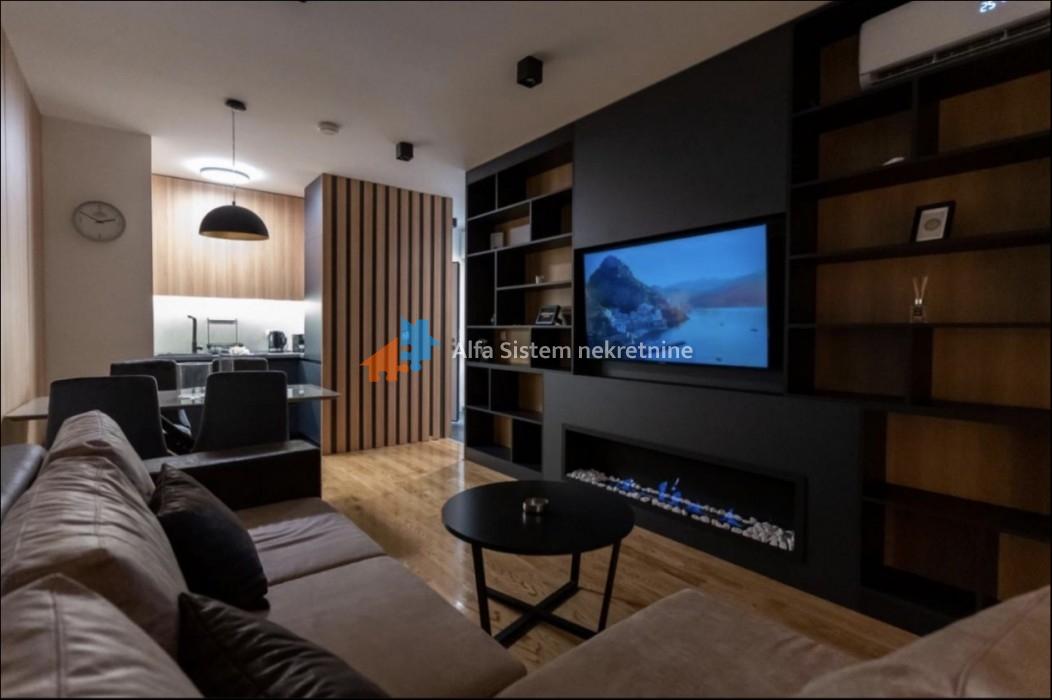 Prodaja: Dvosoban stan 54 m², Vračar – Beograd