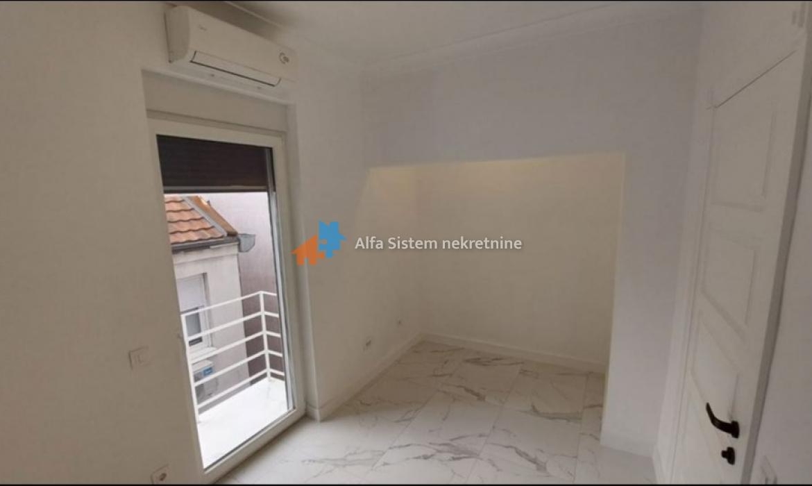 Izdavanje: Jednoiposoban stan 38 m², Vračar – Beograd