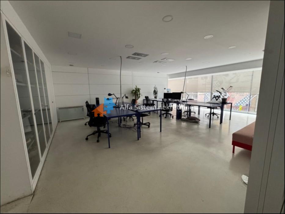 Izdavanje: Poslovni prostor 281 m², Stari grad – Beograd