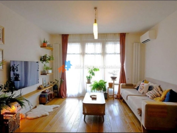 Izdavanje: Dvoiposoban stan 73 m², Voždovac – Beograd