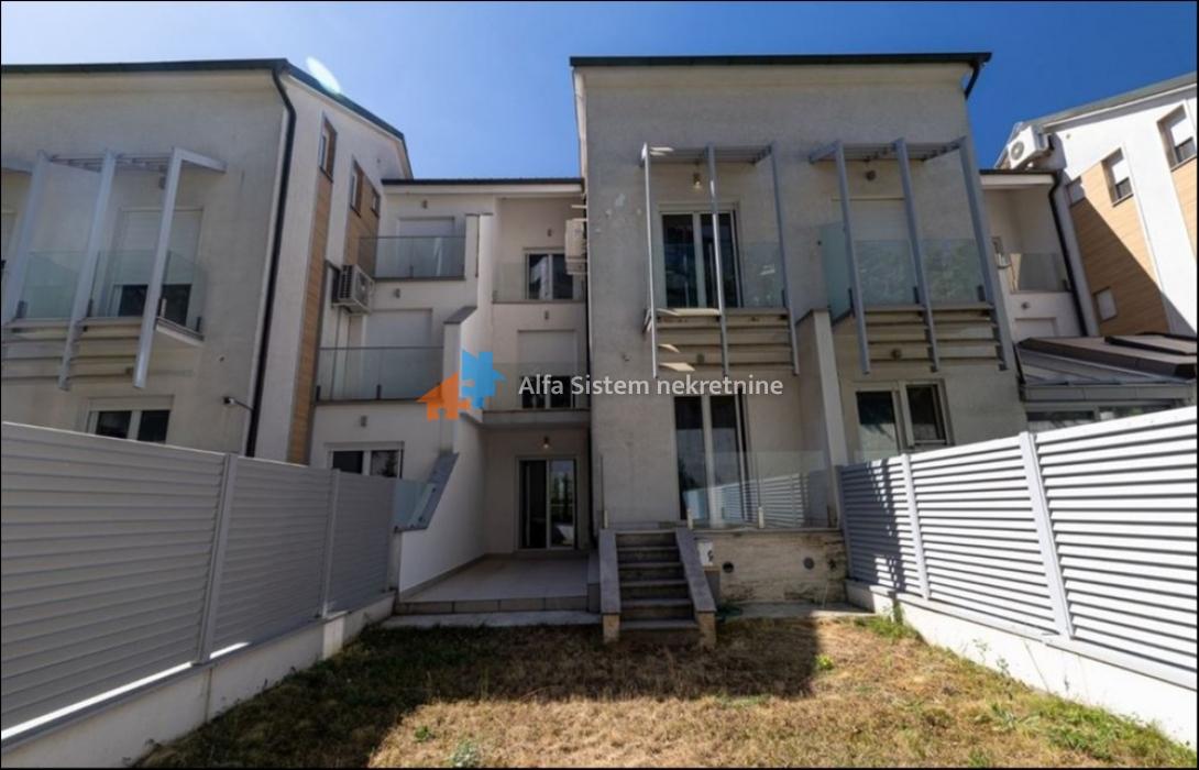 Izdavanje: Kuća 240 m², Dedinje – Beograd
