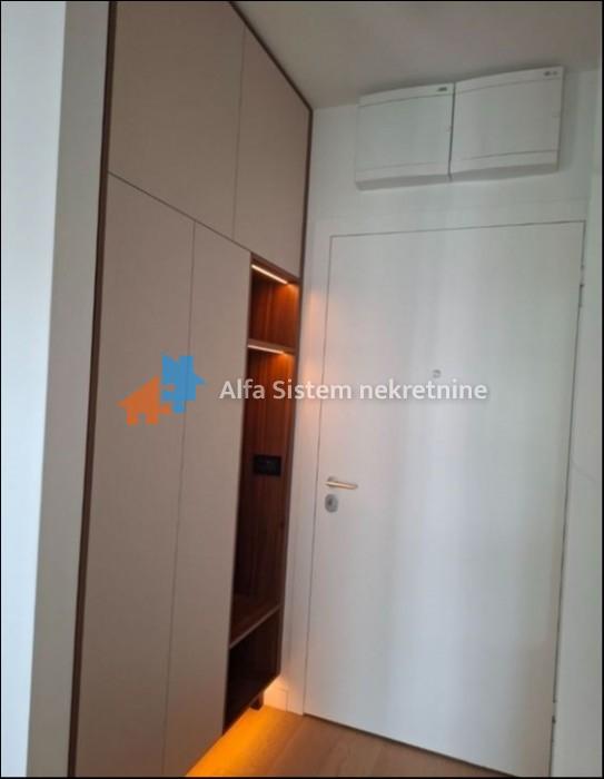Izdavanje: Jednoiposoban stan 43 m², Novi Beograd – Beograd
