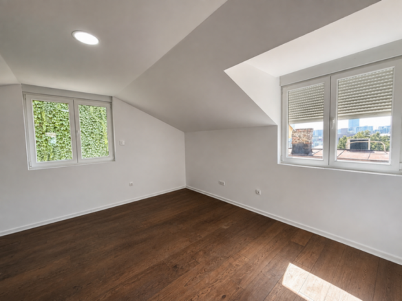 Izdavanje: Petosoban stan 250 m², Stari grad – Beograd