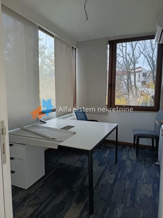 Izdavanje: Poslovni prostor 155 m², Savski venac – Beograd