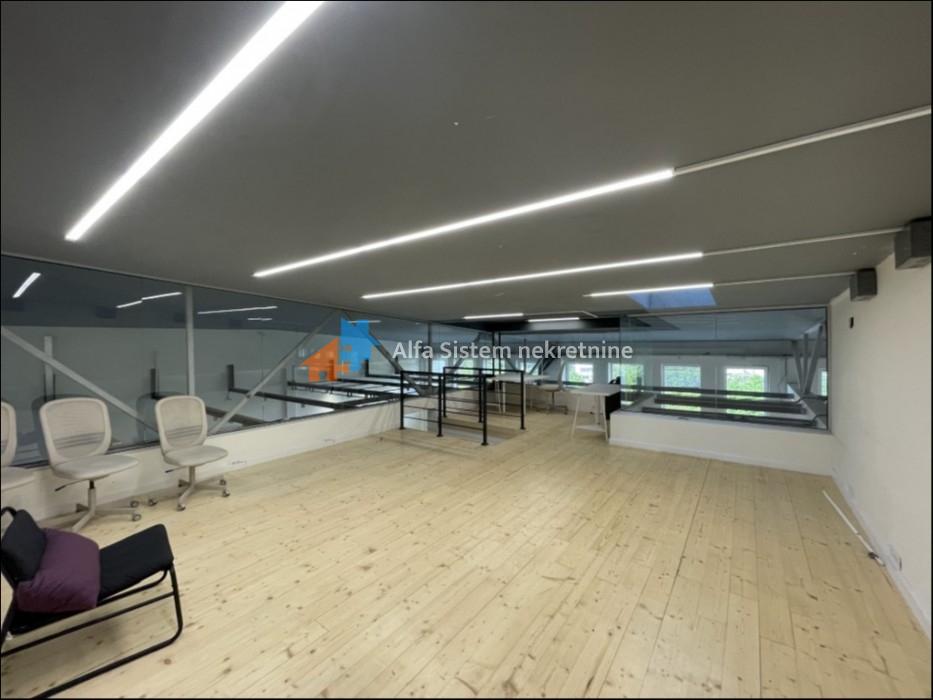 Izdavanje: Poslovni prostor 1000 m², Voždovac – Beograd