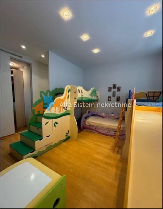 Izdavanje: Trosoban stan 125 m², Zvezdara – Beograd