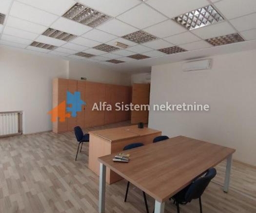 Izdavanje: Poslovni prostor 210 m², Savski venac – Beograd