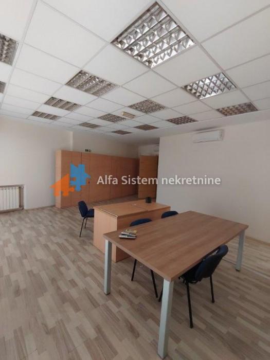 Izdavanje: Poslovni prostor 210 m², Savski venac – Beograd