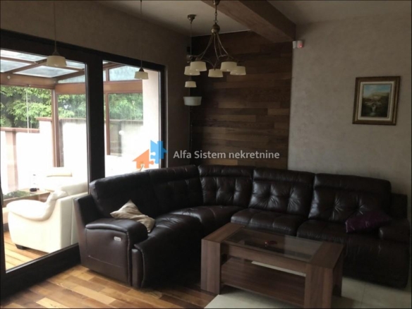 Izdavanje: Kuća 180 m², Zvezdara – Beograd