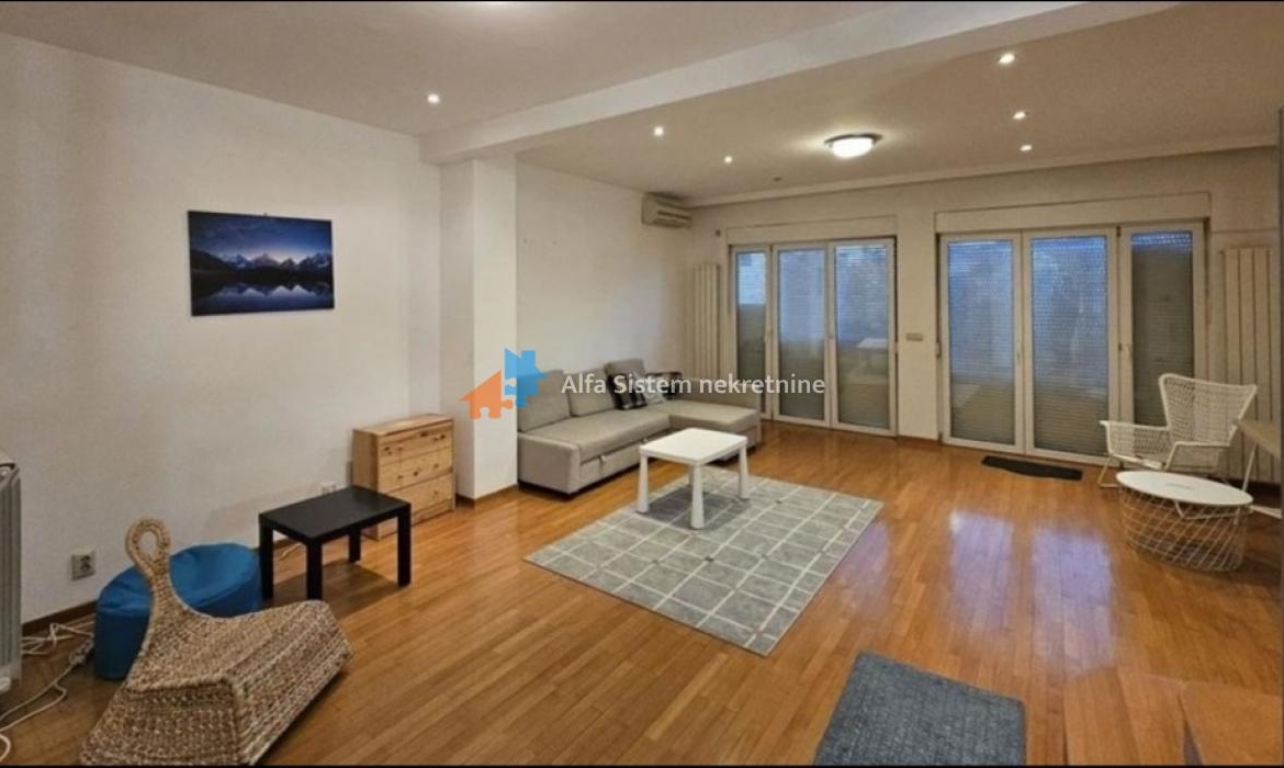 Izdavanje: Kuća 200 m², Dedinje – Beograd