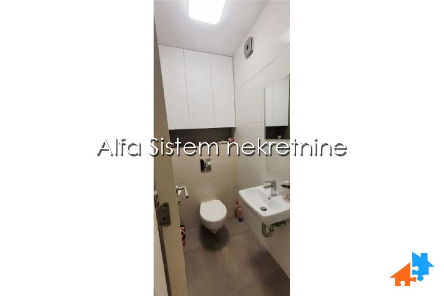 Izdavanje: Trosoban stan 72 m², Zvezdara – Beograd