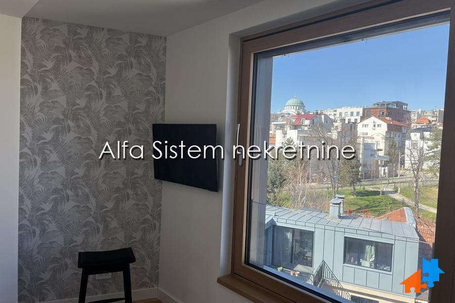 Izdavanje: Trosoban stan 140 m², Vračar – Beograd