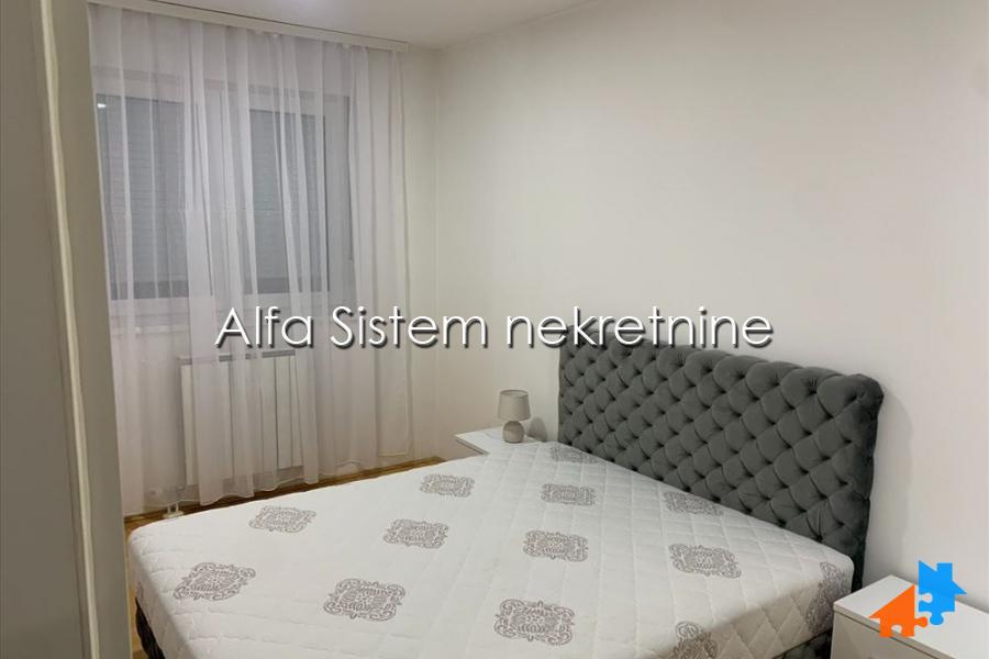 Izdavanje: Četvorosoban stan 95 m², Voždovac – Beograd
