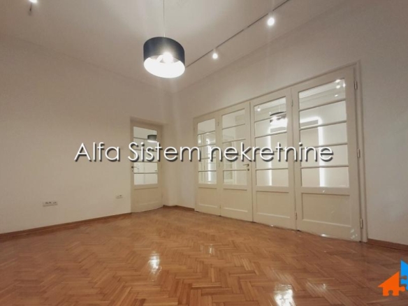 Izdavanje: Poslovni prostor 87 m², Vračar – Beograd