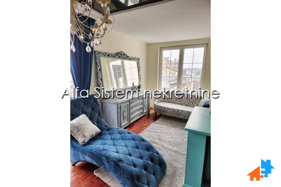 Izdavanje: Jednoiposoban stan 63 m², Vračar – Beograd