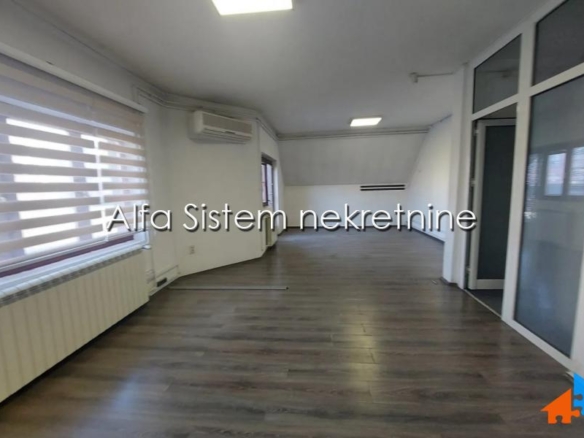 Izdavanje: Poslovni prostor 220 m², Zemun – Beograd