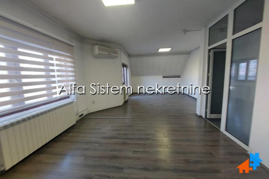 Izdavanje: Poslovni prostor 220 m², Zemun – Beograd