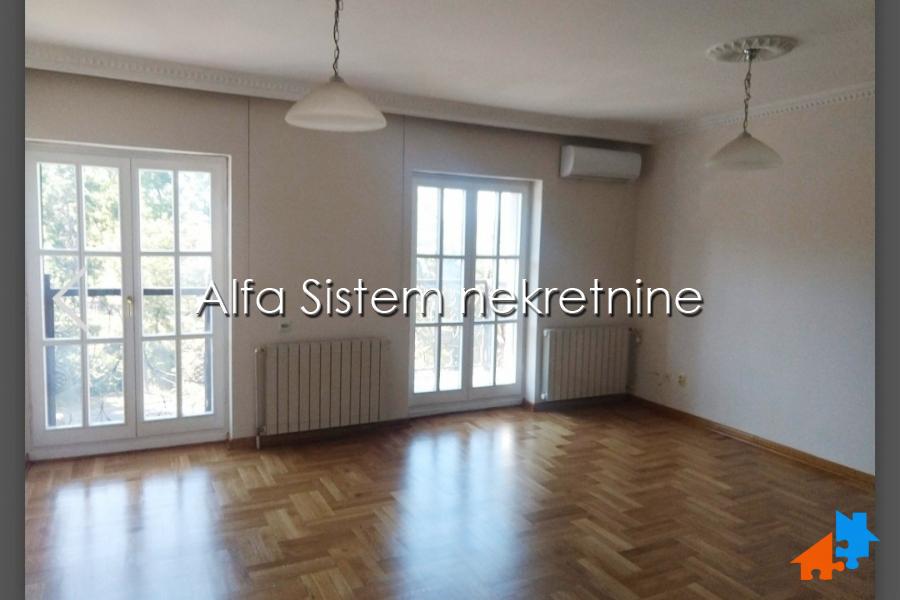 Izdavanje: Poslovni prostor 180 m², Stari grad – Beograd