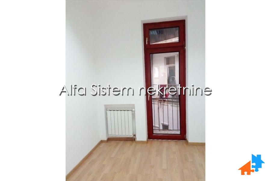 Izdavanje: Poslovni prostor 66 m², Stari grad – Beograd