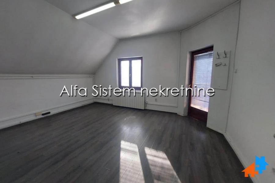 Izdavanje: Poslovni prostor 220 m², Zemun – Beograd