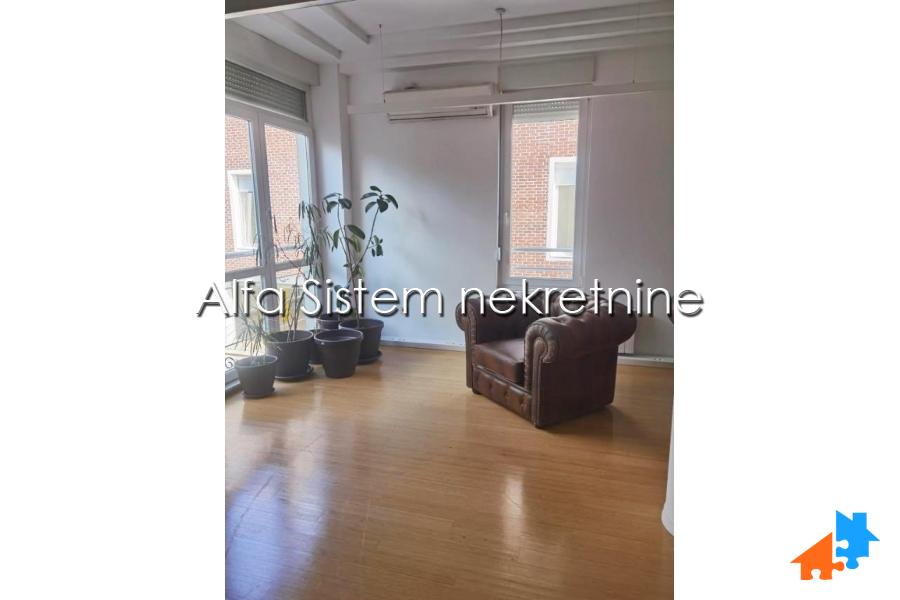 Izdavanje: Poslovni prostor 150 m², Savski venac – Beograd
