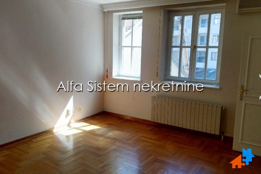 Izdavanje: Poslovni prostor 180 m², Stari grad – Beograd