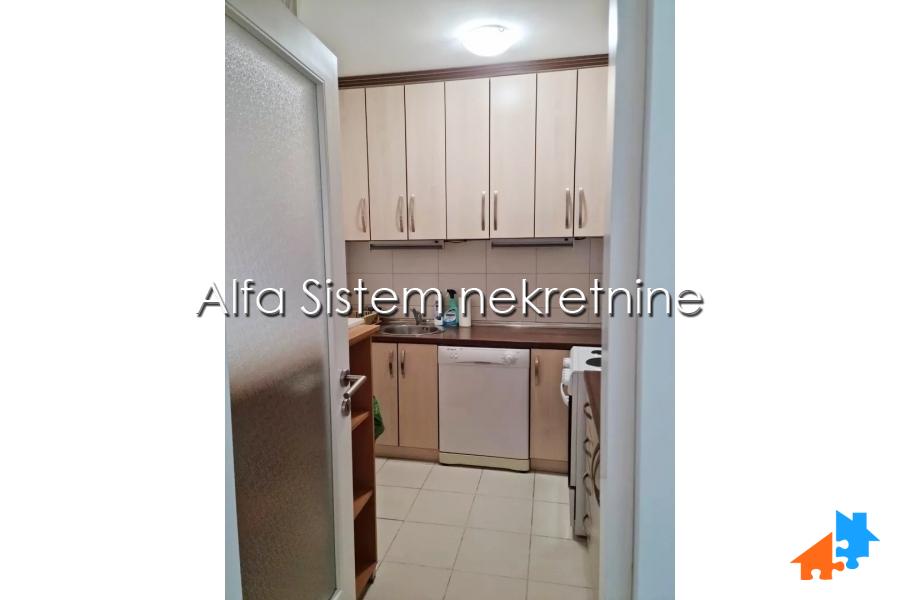 Izdavanje: Trosoban stan 85 m², Voždovac – Beograd