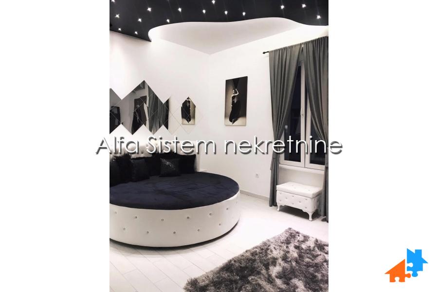 Izdavanje: Trosoban stan 98 m², Stari grad – Beograd