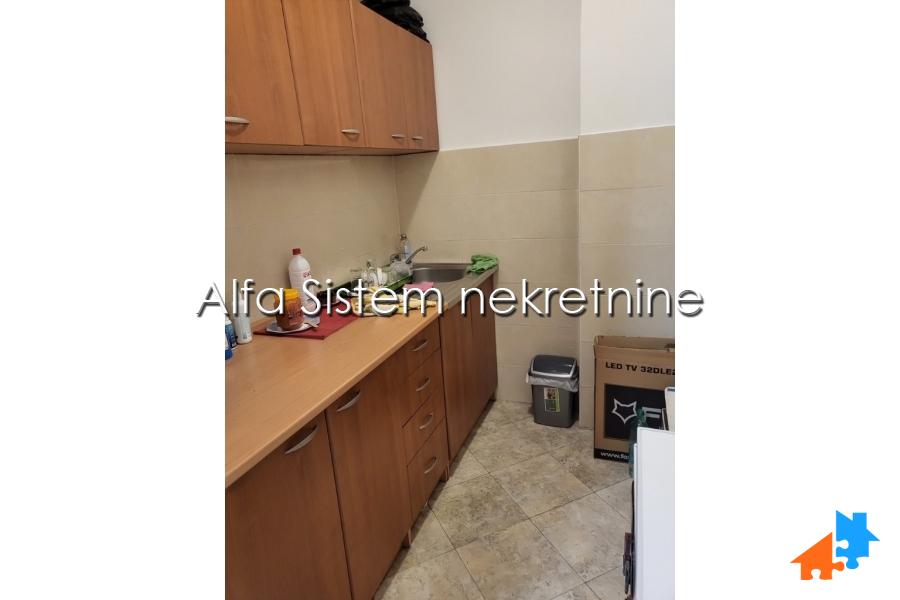 Izdavanje: Dvoiposoban stan 55 m², Voždovac – Beograd