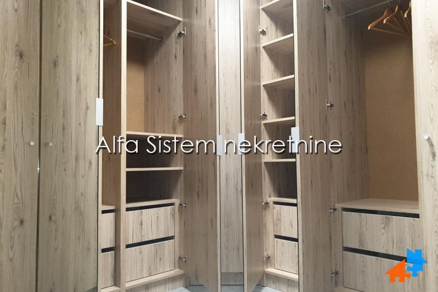 Izdavanje: Trosoban stan 100 m², Novi Beograd – Beograd