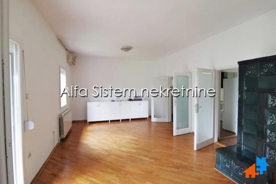 Izdavanje: Kuća 400 m², Savski venac – Beograd