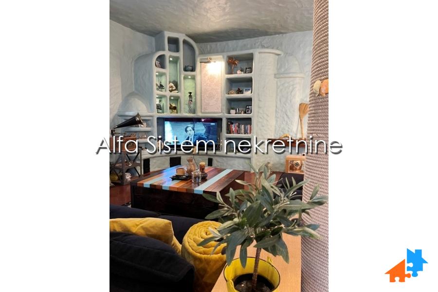 Izdavanje: Kuća 360 m², Voždovac – Beograd
