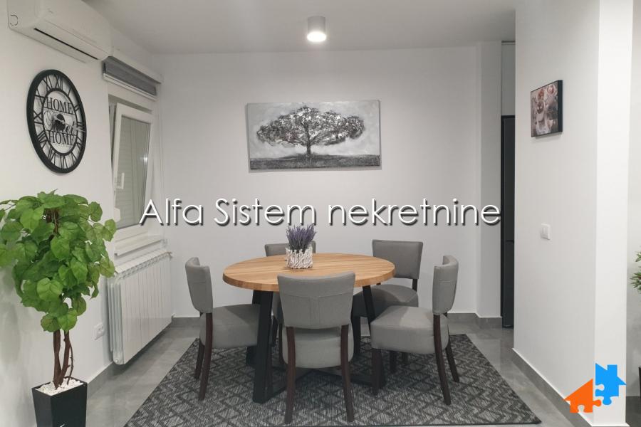 Izdavanje: Trosoban stan 100 m², Novi Beograd – Beograd