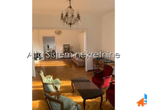 Izdavanje: Četvorosoban stan 133 m², Stari grad – Beograd