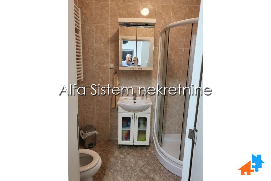 Izdavanje: Dvoiposoban stan 55 m², Voždovac – Beograd