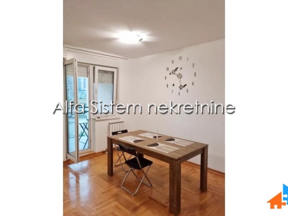 Izdavanje: Trosoban stan 85 m², Voždovac – Beograd