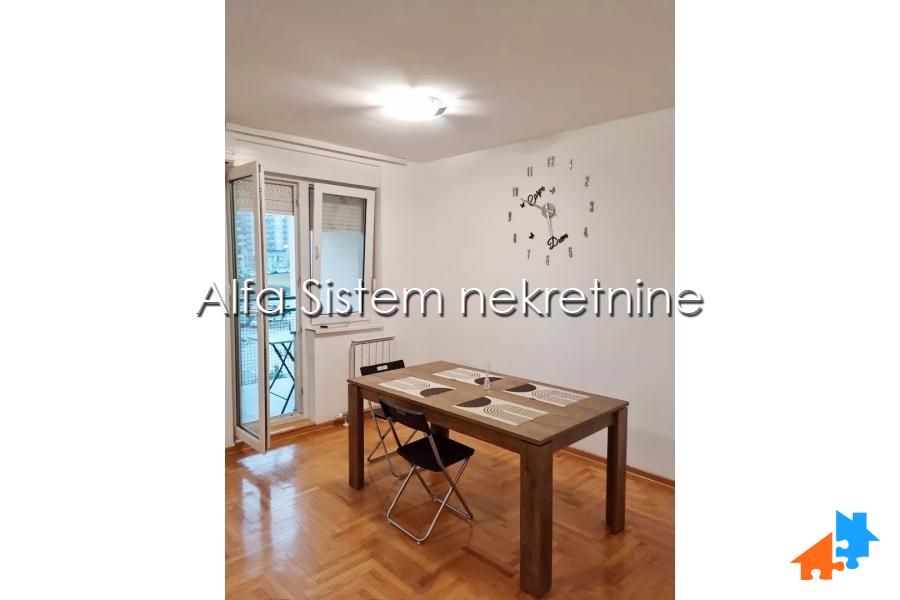 Izdavanje: Trosoban stan 85 m², Voždovac – Beograd