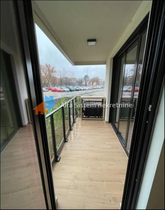 Izdavanje: Dvosoban stan 60 m², Savski venac – Beograd