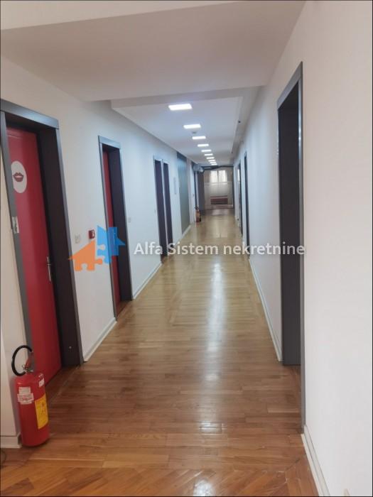 Izdavanje: Poslovni prostor 420 m², Stari grad – Beograd