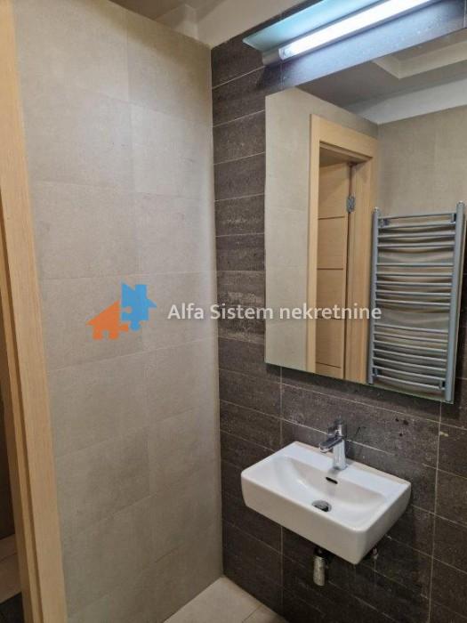 Izdavanje: Poslovni prostor 216 m², Savski venac – Beograd