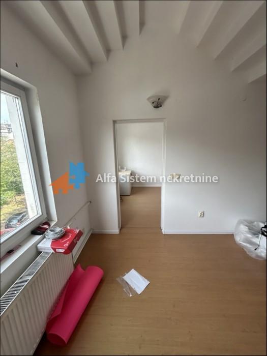 Izdavanje: Petosoban stan 176 m², Voždovac – Beograd