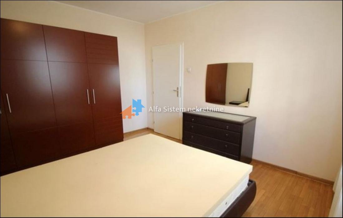 Izdavanje: Četvorosoban stan 127 m², Palilula – Beograd