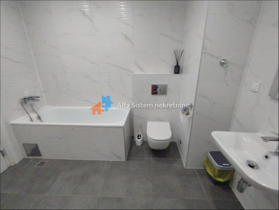 Izdavanje: Trosoban stan 88 m², Voždovac – Beograd
