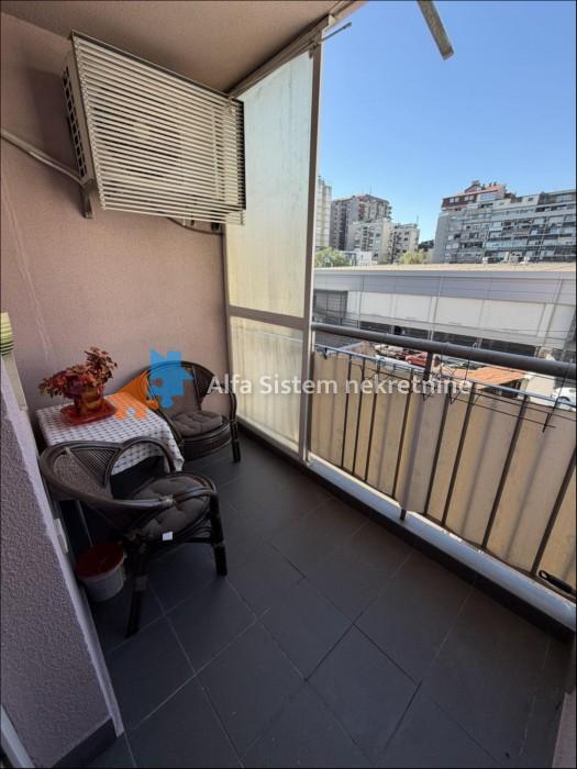 Izdavanje: Dvosoban stan 49 m², Palilula – Beograd
