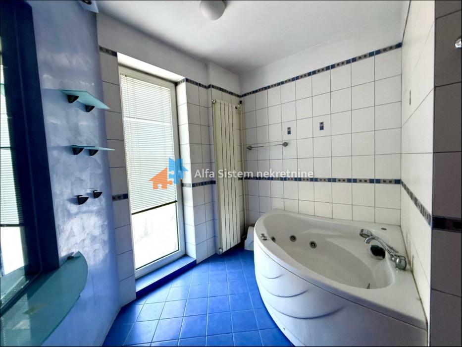 Prodaja: Šestosoban stan 208 m², Vračar – Beograd