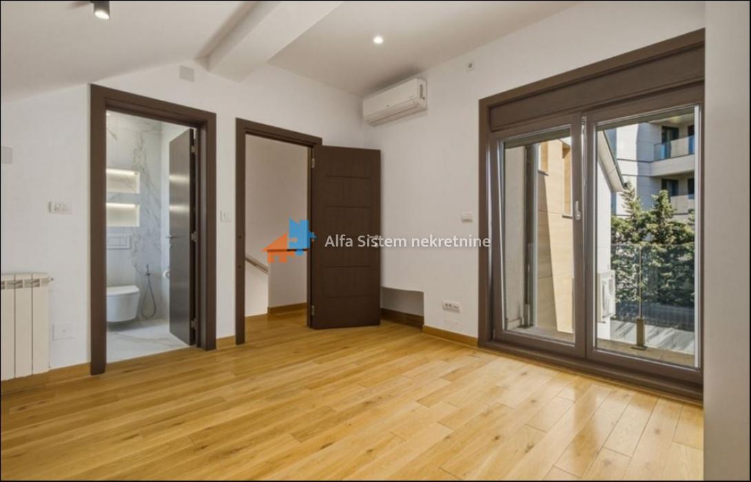 Izdavanje: Kuća 240 m², Dedinje – Beograd
