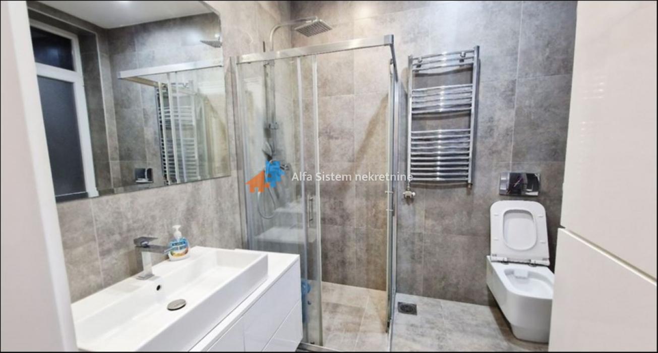 Izdavanje: Poslovni prostor 130 m², Vračar – Beograd Izdavanje: Poslovni prostor 130 m², Vračar – Beograd