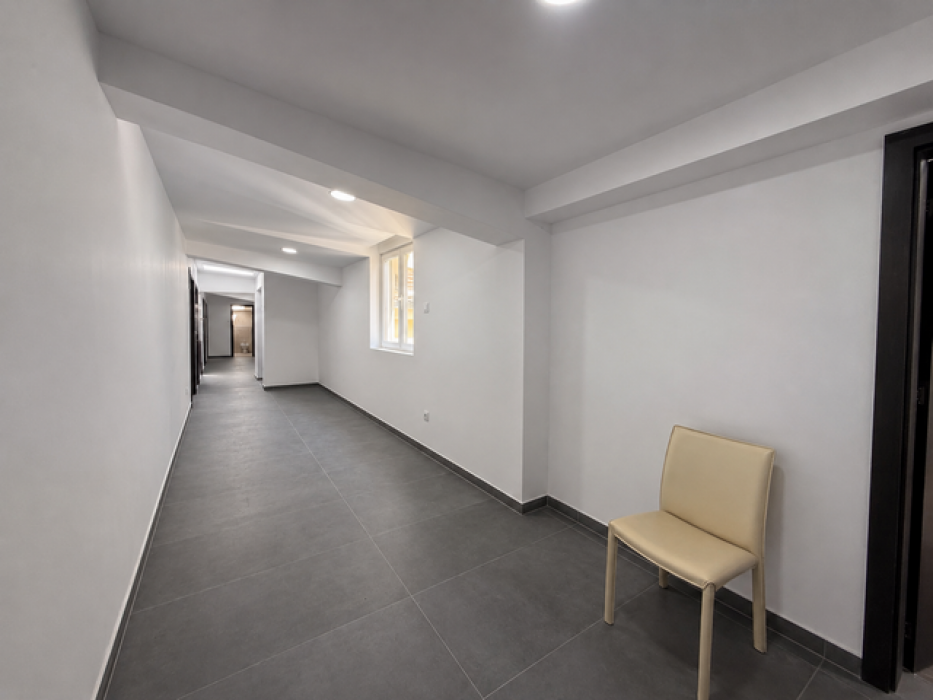 Izdavanje: Petosoban stan 250 m², Stari grad – Beograd
