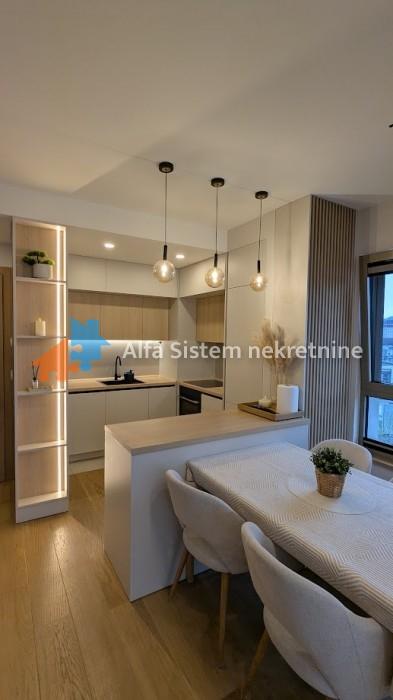 Izdavanje: Trosoban stan 73 m², Beograd na vodi – Beograd