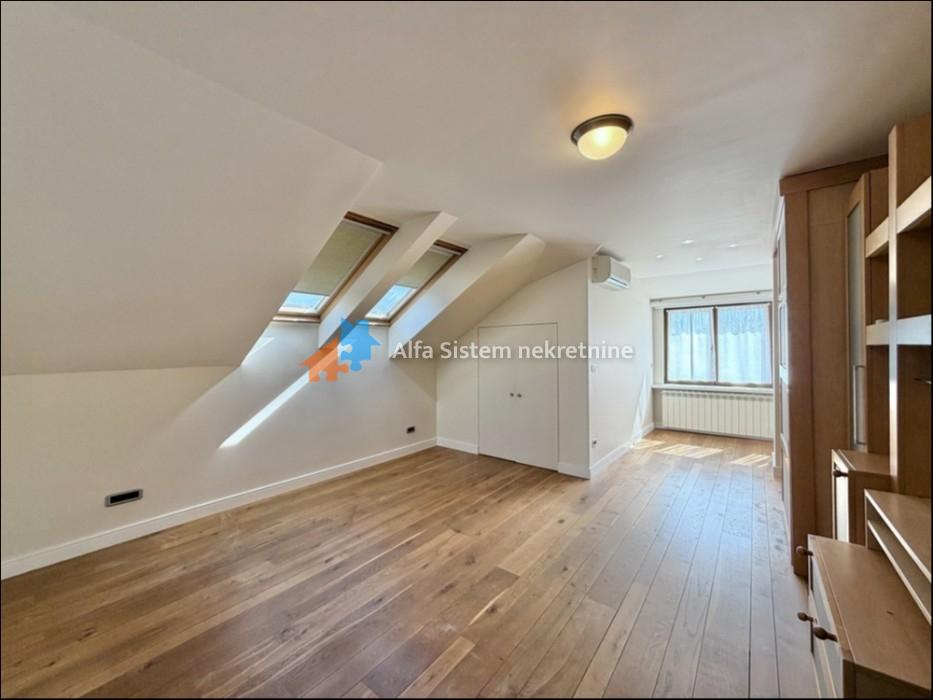 Izdavanje: Kuća 300 m², Banovo brdo – Beograd